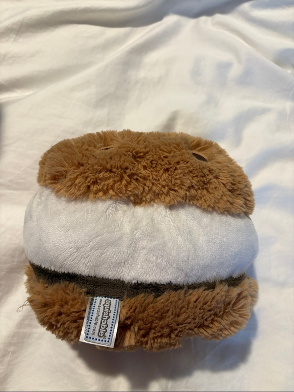 Mini Squishable S'more - Picture 7 of 11